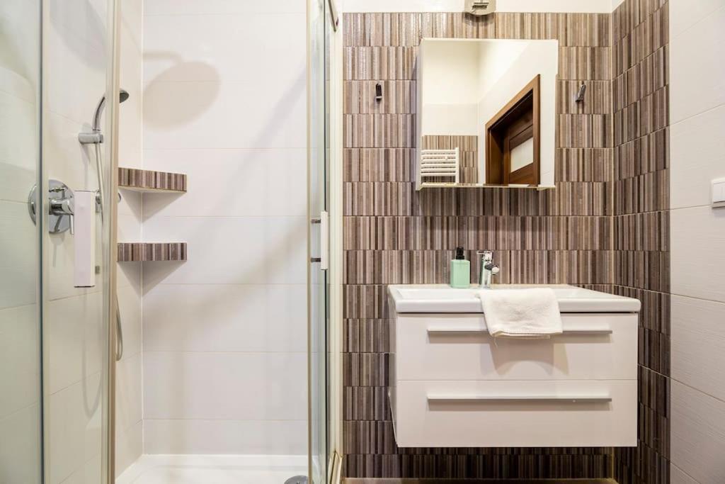 Florianska Glamour Apartments كراكوفيا المظهر الخارجي الصورة