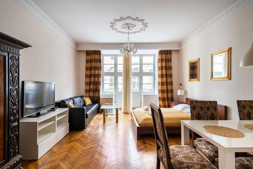 Florianska Glamour Apartments كراكوفيا المظهر الخارجي الصورة